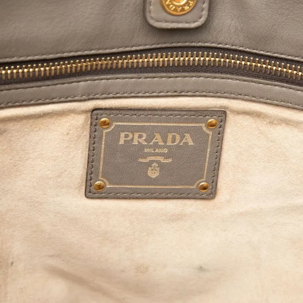 Prada delivery duty